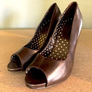 XAPPEAL Brown Heel